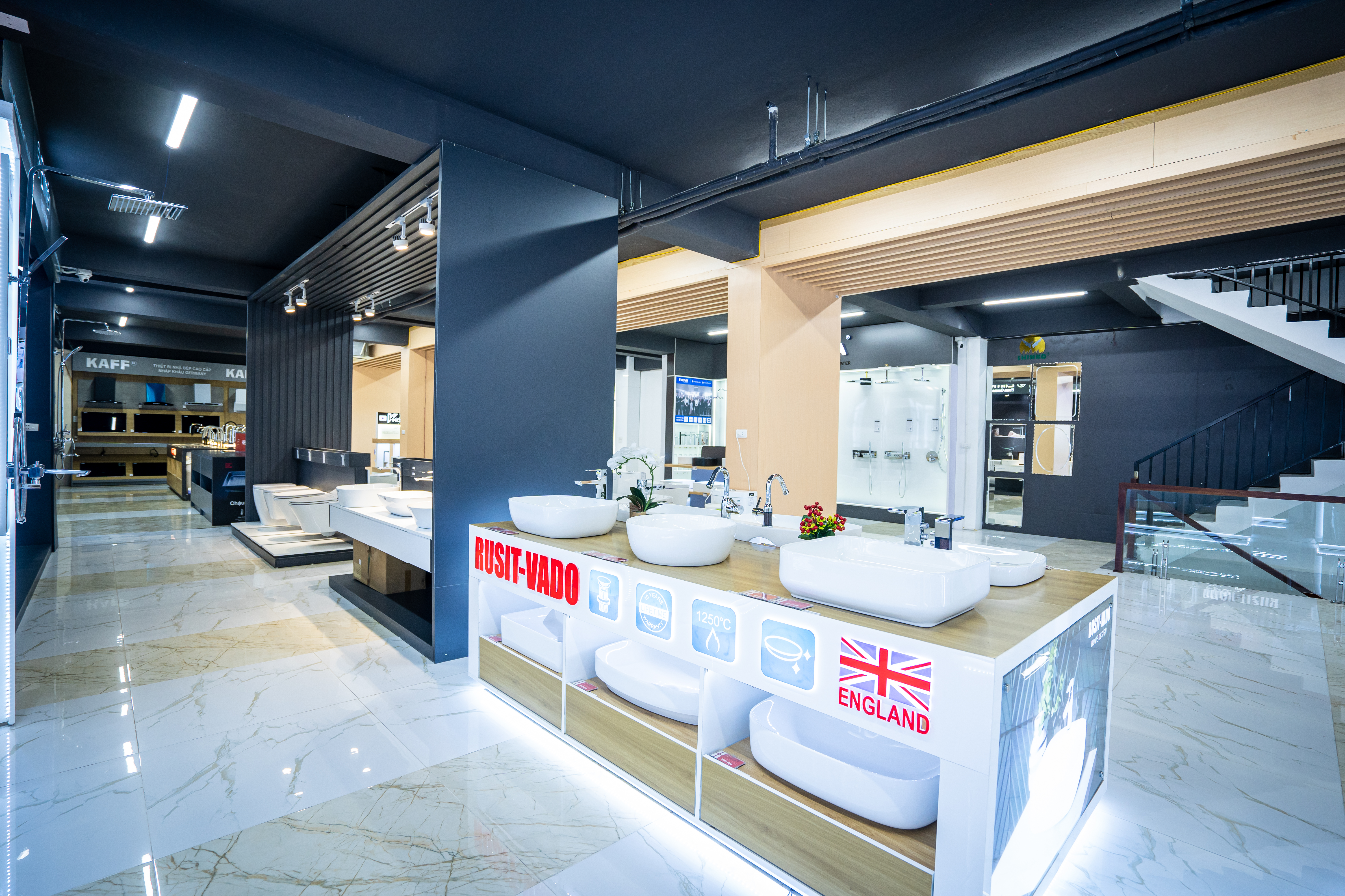 Showroom Hùng Lan - Địa chỉ cung cấp thiết bị vệ sinh uy tín, chính hãng
