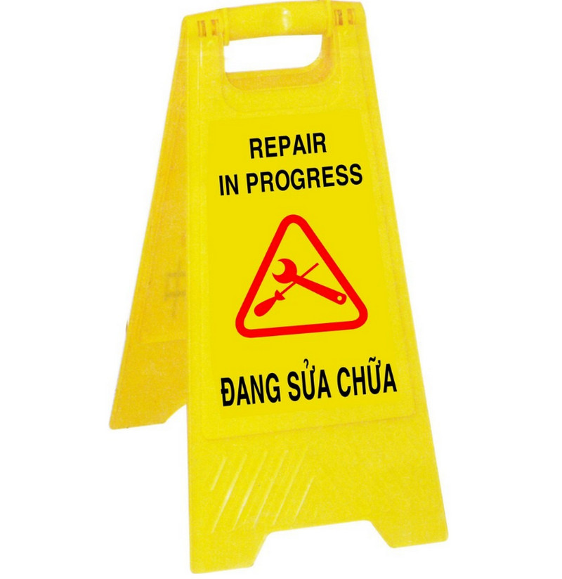 Biến báo nhà vệ sinh đang sửa chữa