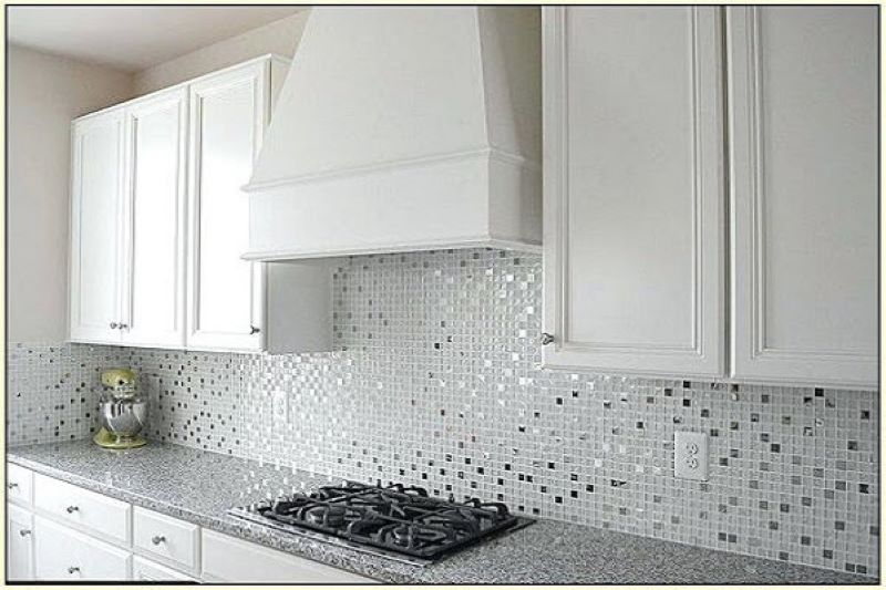 Chọn gạch mosaic trang trí tường bếp