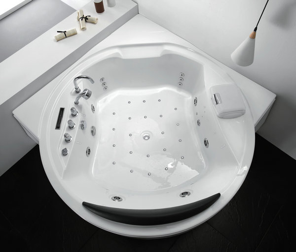 Bồn tắm massage Gemy