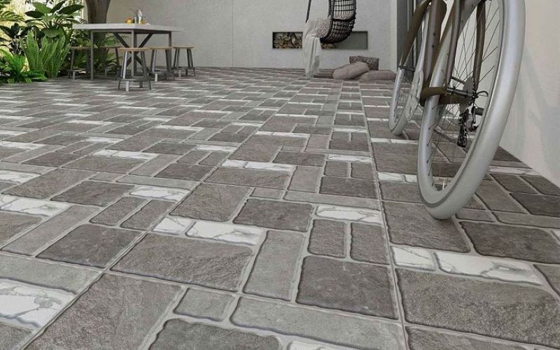 Bề mặt gạch có độ ma sát cao giúp chống trơn hiệu quả