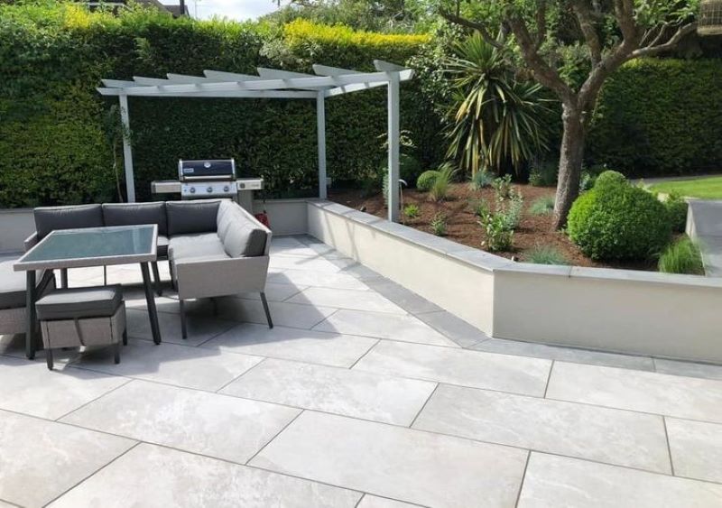 Gạch lát sân vườn Viglacera kích thước 30x60