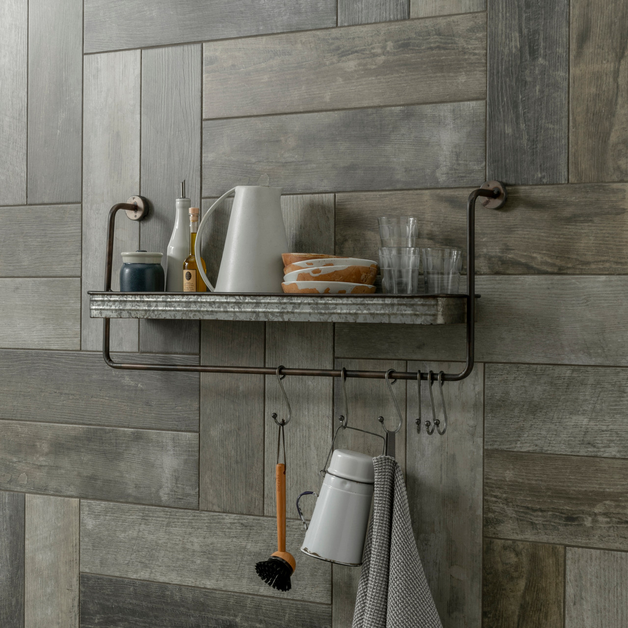 Đa dạng kiểu ốp tường gạch vân gỗ tự nhiên