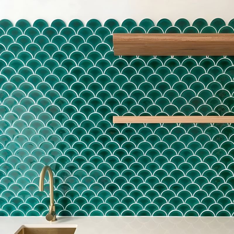 Gạch mosaic vảy cá trang trí