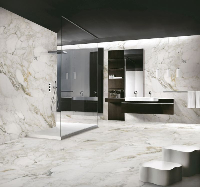 Mẫu gạch vân đá ốp tường nhà tắm đầy sang trọng
