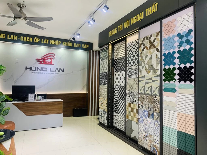 Showroom Hùng Lan