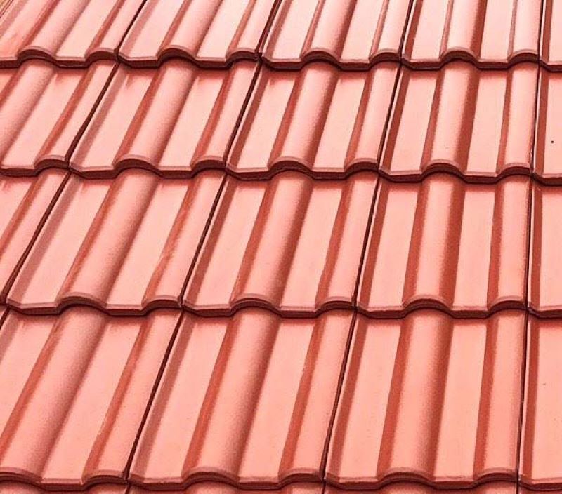 Ngói màu đỏ