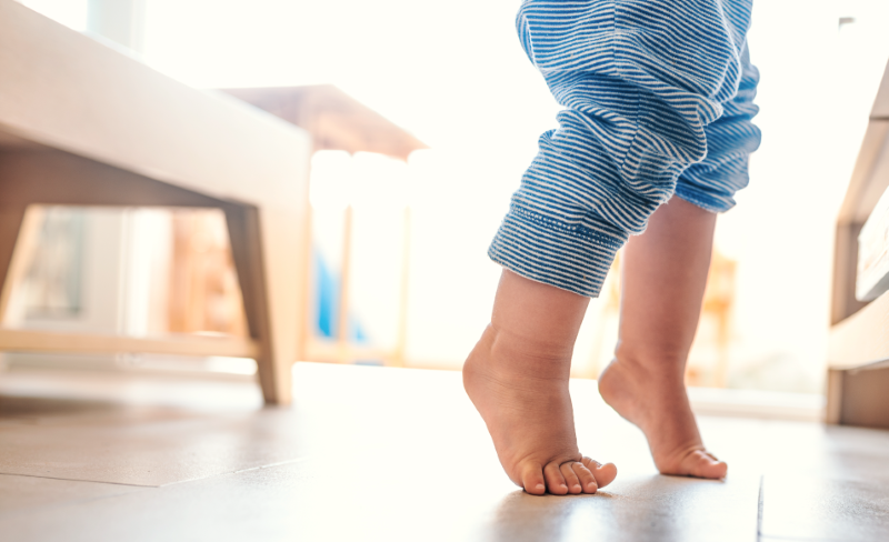 Sàn gạch tuy mát mẻ nhưng đem lại cảm giác lạnh giá vào mùa đông