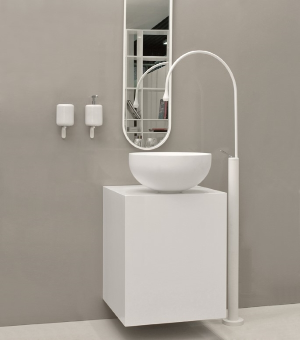 Vòi chậu đặt sàn