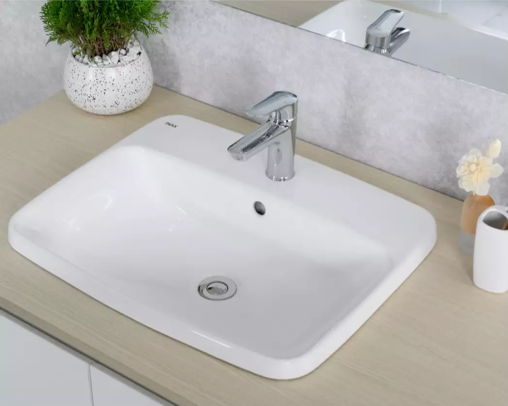 Mẫu chậu rửa mặt đặt bàn đẹp âm bàn dương vành